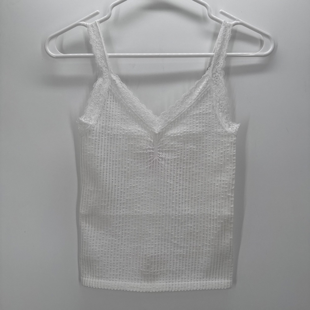 No Boundaries White Lace Trim Cami Tank Top Textured Crochet Boho Y2K Size 3-5